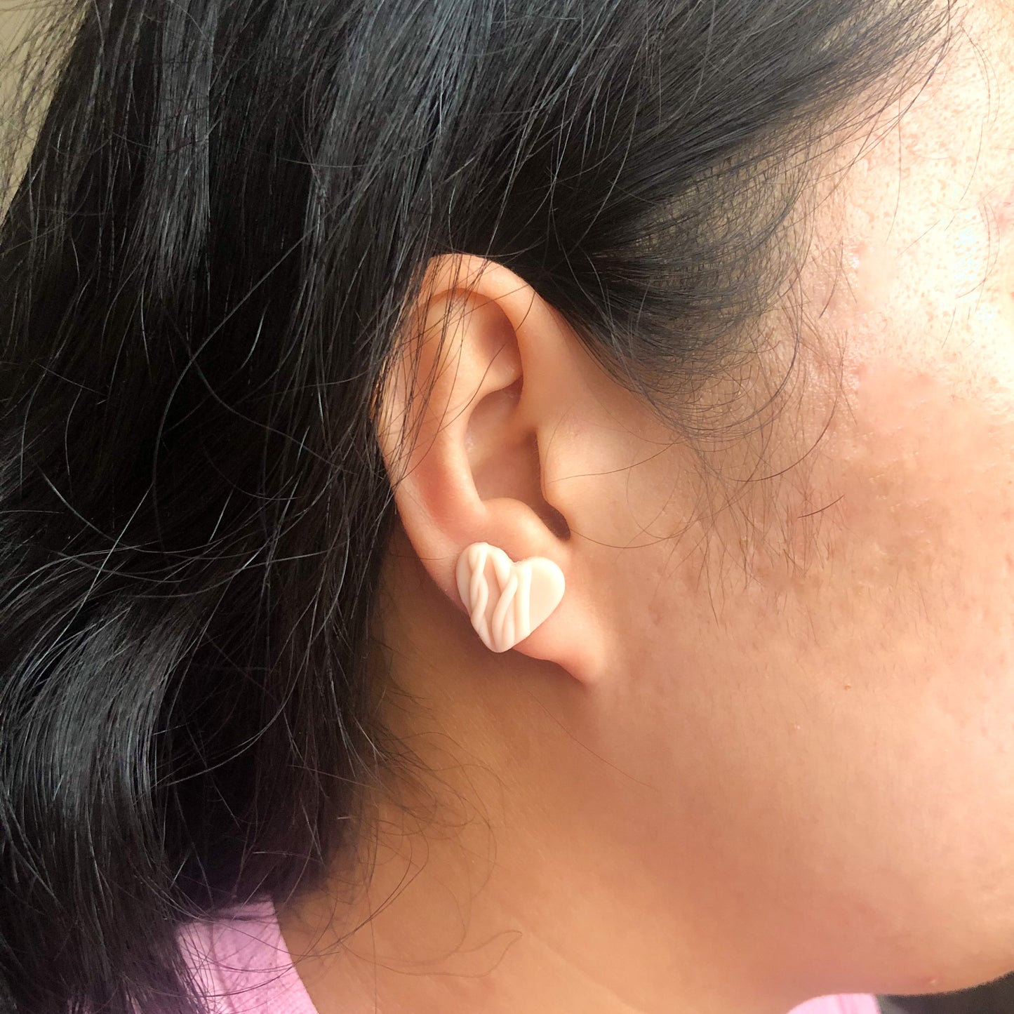 Matte Pink Heart Stud Earrings - Cosy