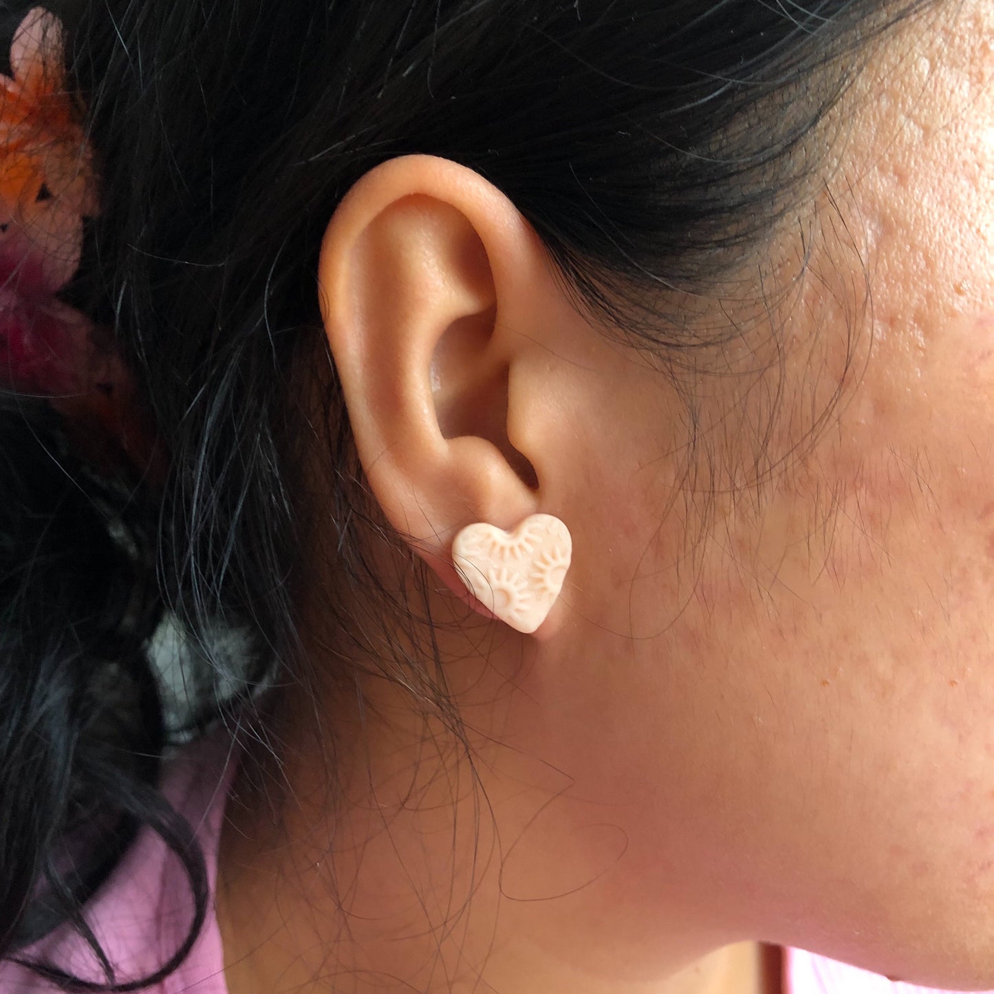 Matte Pink Heart Stud Earrings - Sunny