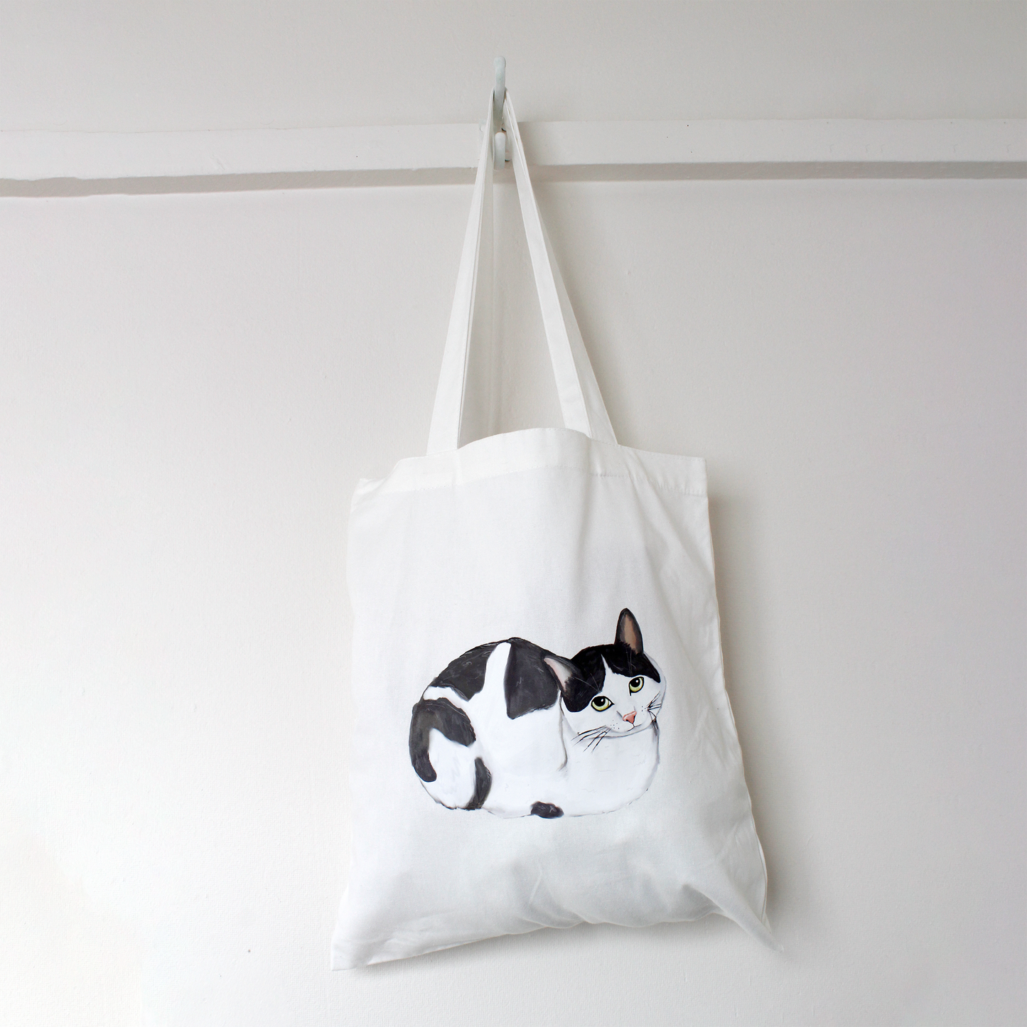 Loafing Cat Canvas Bag - Mia